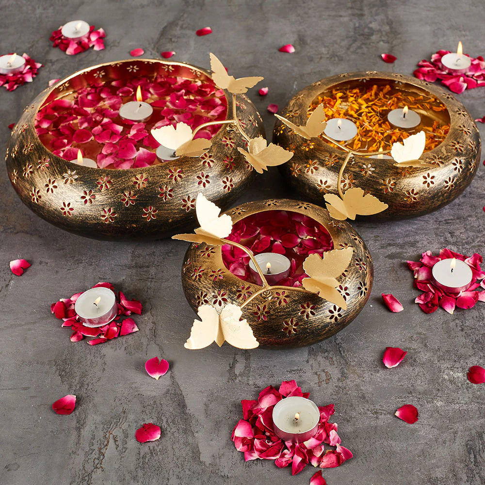 Exquisite Black & Gold Urli